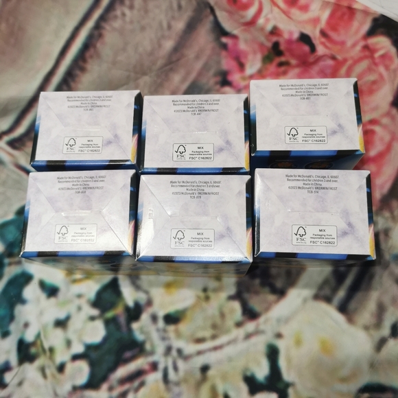 SEALED McDonalds 2023 The Artist Box  McNugget Buddies Complete set of 6 NIB - Picture 4 of 7